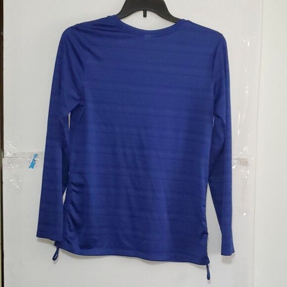 A Danskin Women's Athletic Workout Top Excercise Running Sports LG - Picture 10 of 10